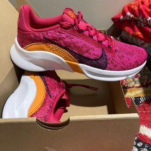 Brand new, never worn, women’s Nike athletic shoes.